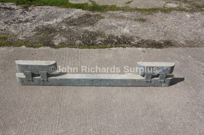 Defender Bumper With Bumperettes and Holes for Military Towing Hitch New (Collection Only)