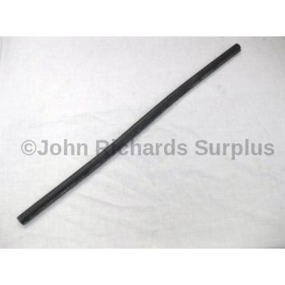 Land Rover windscreen side seal 346395