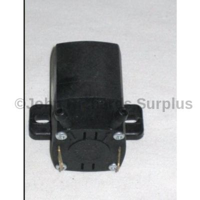 Bedford 12volt screenwash pump 8824854