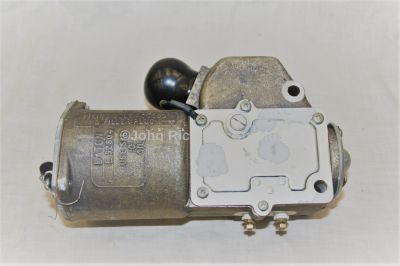 Bedford Vauxhall Eaton 12Volt Motor 2702444 2520-99-820-2679 Boxed