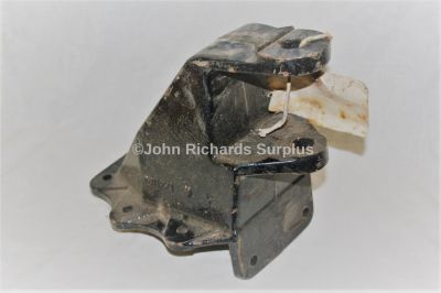 Bedford Vauxhall Spring Hanger 8811271