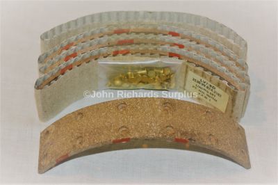 Bedford Vauxhall Brake Lining Set 9961544 2530-99-824-3582