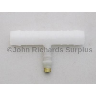 Crankcase Breather T Piece ERR4765