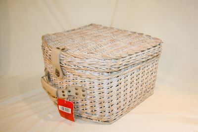 Sandown Luxury Wicker Picnic Hamper Seconds Clearance Ex-Display GG026