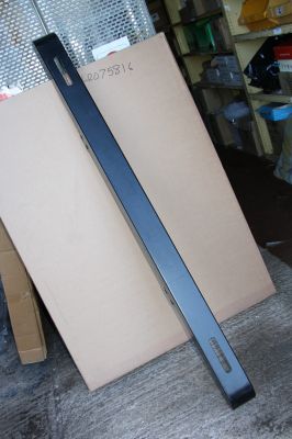 Land Rover Defender Black Bumper With Marks & Missing Light Kit DA9500 (collection Only) (Clearance)