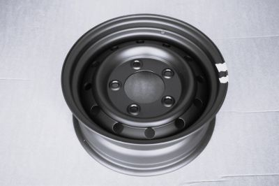 Land Rover Defender Wolf Wheel Tubeless 6.5 x 16 New With Minor Damage ANR4583PM (Collection Only)