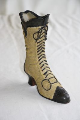 Creative Gifts Boots of Distinction Trinket Holder-Ornament Stone D6577 B