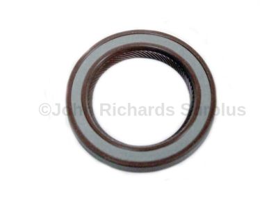 Input Shaft Oil Seal Puma MT82 LR005024