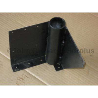 Land Rover roll bar bracket R/H RRC2922